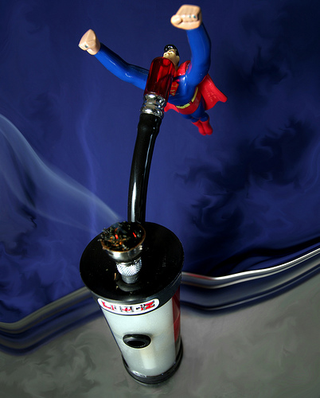 Illustration for article titled The Most Righteous Science Fiction and Fantasy Bongs
